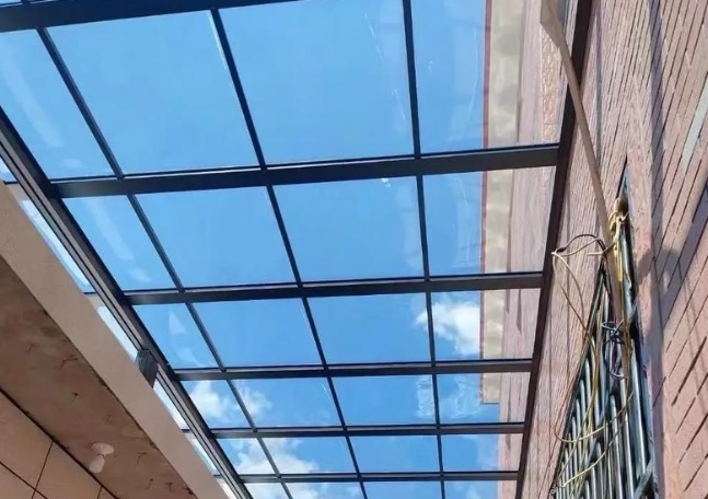 亚克力、PC板、PS板优点和缺点